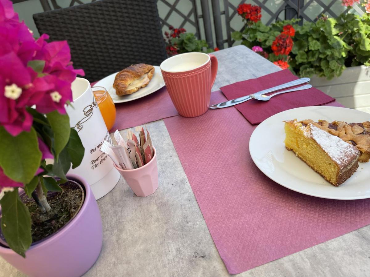 ريميني Hotel Liana المظهر الخارجي الصورة